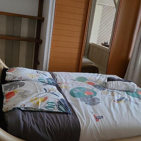 Appartement Vue Mer, Rdc, Plage De Trestrignel Perros-Guirec Exterior foto